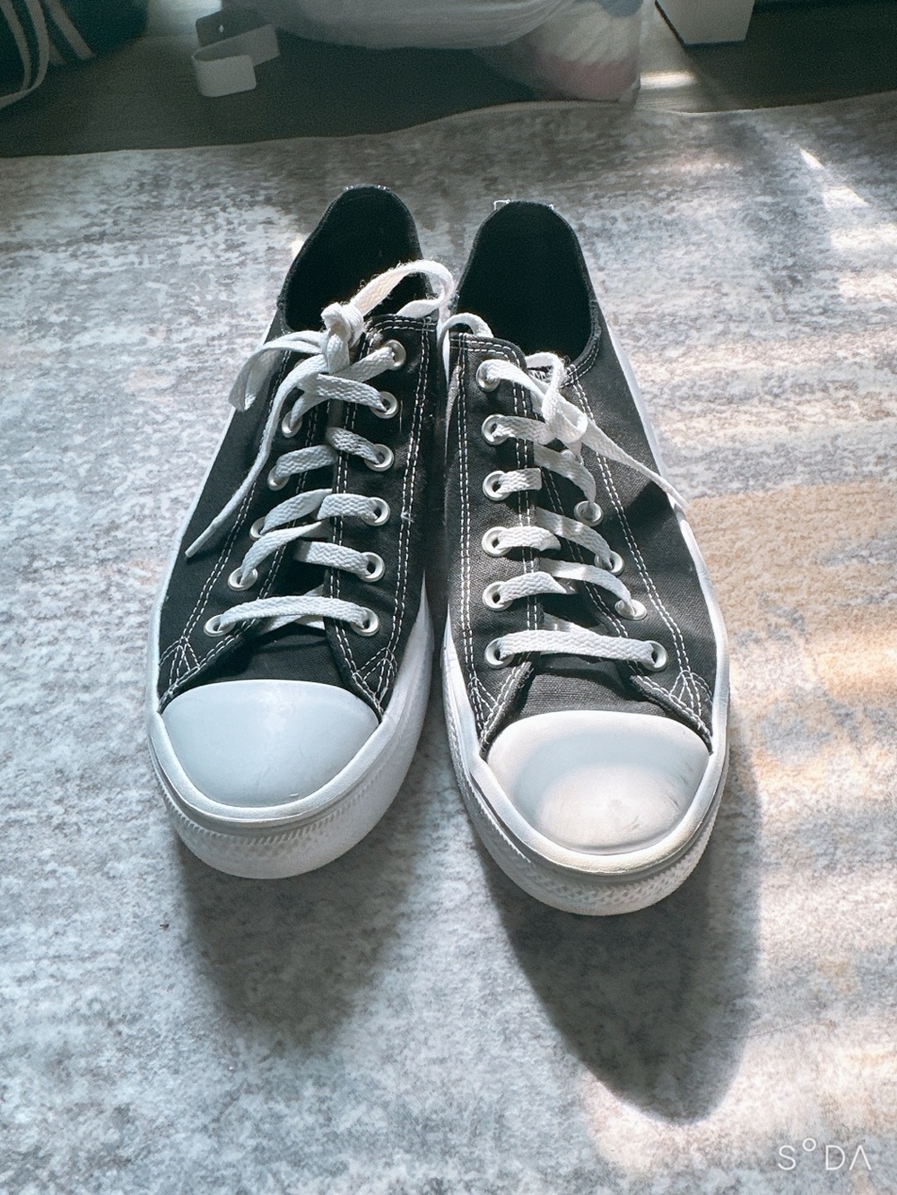 Black Low-Top Platform Canvas Sneakers - men’s 11 - Picture 2 of 6